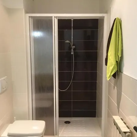 Appartement Monolocale Sul Lago Con Piscina *