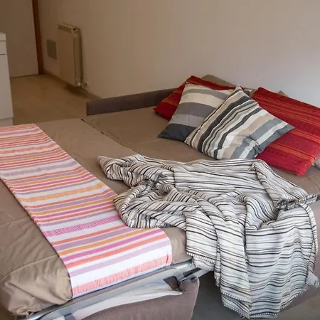 Monolocale Sul Lago Con Piscina Appartement *