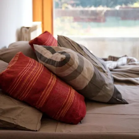 Appartement Monolocale Sul Lago Con Piscina *