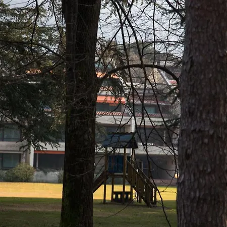 Monolocale Sul Lago Con Piscina Appartement *